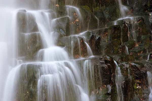 Cascada de chorro Inesperado . — Foto de Stock