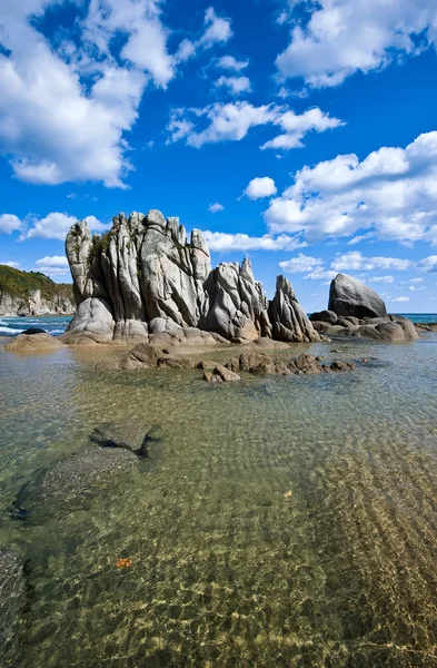 明るい、日当たりの良い風景海岸. — ストック写真