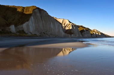 Ohotsk Yalı şafak.