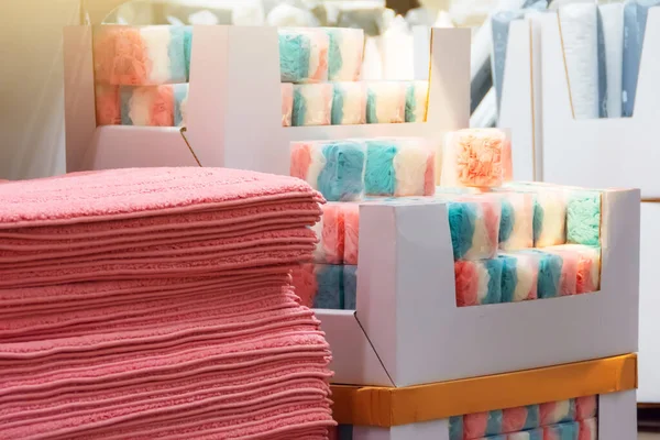 Pink soft bath mats, colorful washcloths, bath accessories on sale shop