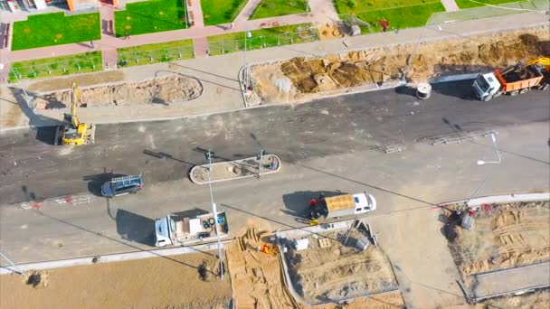 Costruzione Una Strada Urbana Posa Comunicazioni Installazione Fognature Grondaie Frena — Video Stock