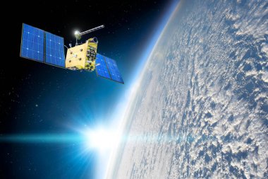 Araştırma, araştırma, atmosferde gözlem. Dünya 'nın üzerindeki uydu sürekli kümülüs fırtınasının üzerindeki hava parametrelerinin ölçümlerini yapıyor. Bu görüntünün elementleri NASA tarafından desteklenmektedir