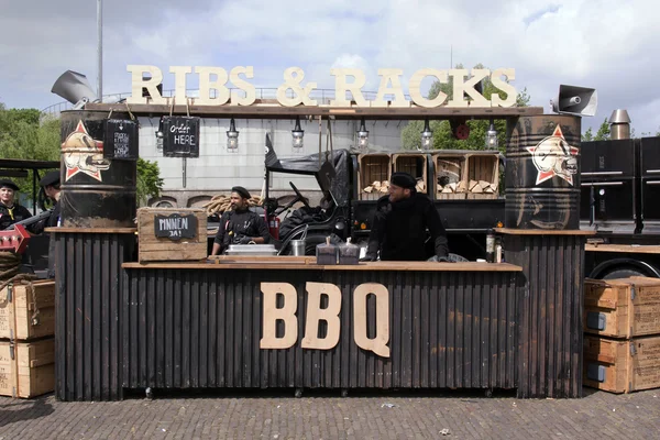 Costillas y rack foodtruck en Argentina —  Fotos de Stock