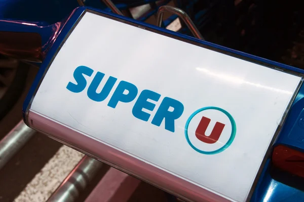 Etters Super U on a shopping cart — Stock Photo, Image