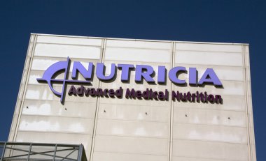 bir duvara harfler nurtricia