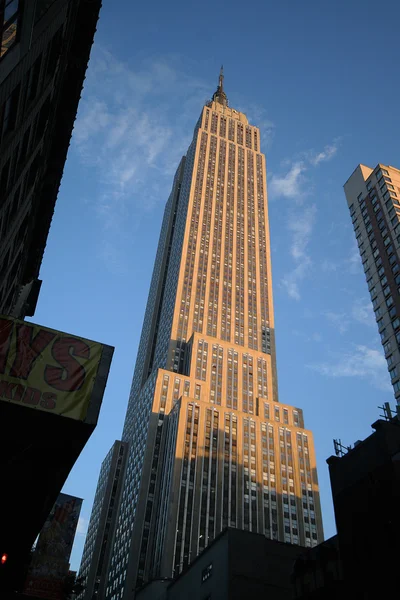 El exterior del Empire State Building — Foto de Stock