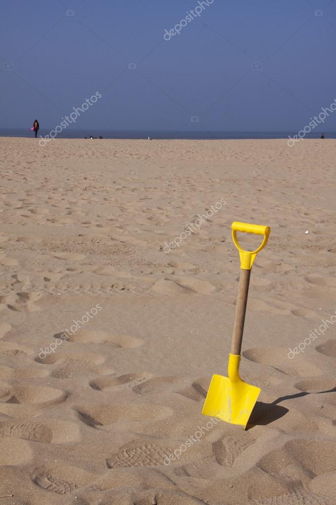 beach shovel