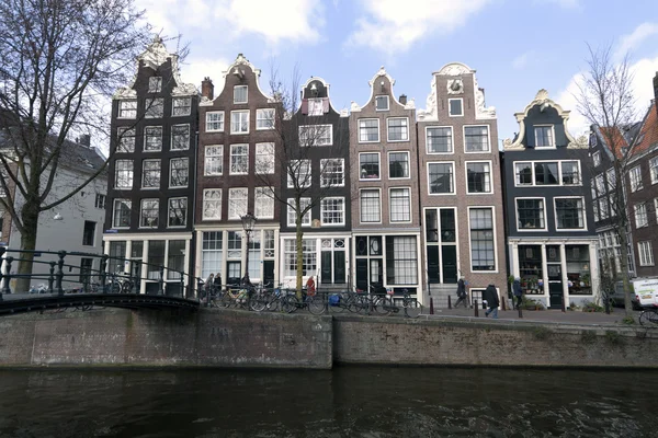 Canal the brouwersgracht in Amsterdam with houses — Stock Photo, Image