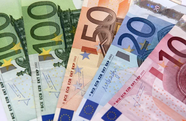 De Europese bankbiljetten van 100.50, 20.10 Euro — Stockfoto