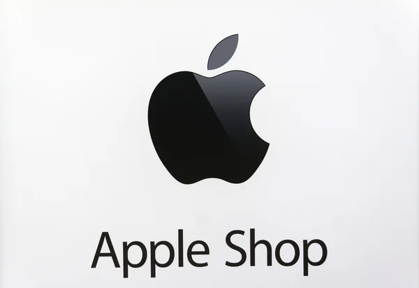 Apple shop in Amsterdam, store for electonic devices — Stock Photo, Image