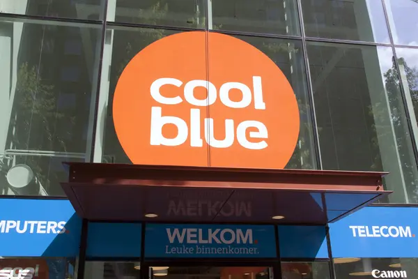 Cool blue amsterdam — Stockfoto