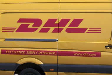 DHL kurye van