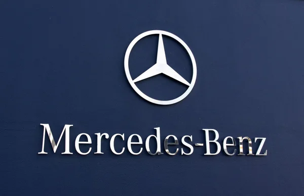 Mercedes benz sign and words — Stock Photo, Image