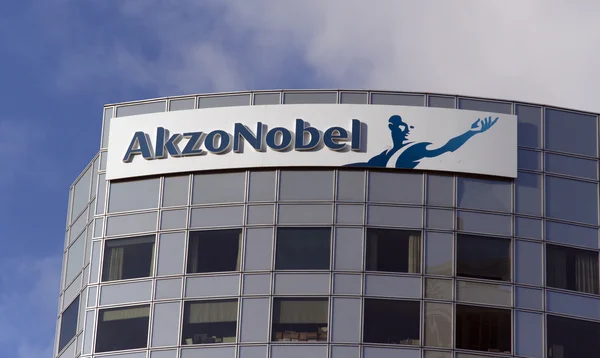 Akzo Nobel is een Nederlands — Stockfoto