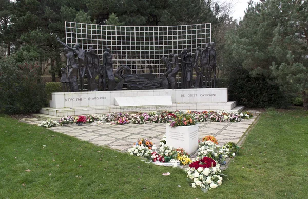 De Indische Monument is een gedenkteken in Den Haag — Stockfoto