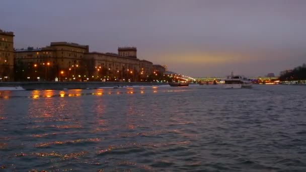 Muelle nocturno en invierno — Vídeos de Stock