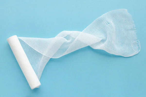 Bandage Stérile Sur Fond Bleu Vue Dessus Bandage Coton Médical — Photo