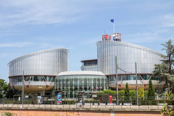 Das Gebäude Des Europäischen Gerichtshofs Für Menschenrechte Straßburg Frankreich Ein — Stockfoto