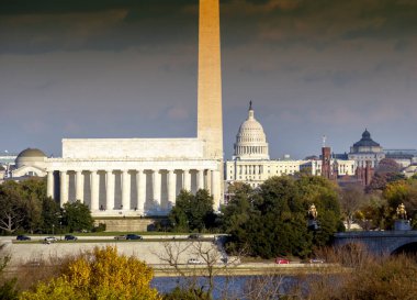 Lincoln Anıtı, Anıt ve Meclis Binası