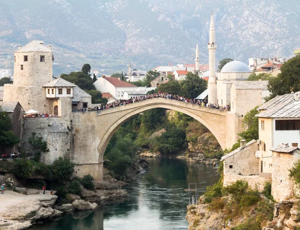Stary Most Mostarze Piękny Letni Dzień Bośnia Hercegowina — Zdjęcie stockowe