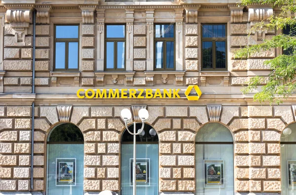 Commerzbank Frankfurt Germany Commerzbank German Global Banking Financial Services Company — Stock Photo, Image