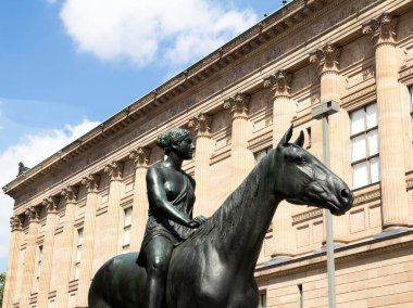 BERLIN, GERMANY: Alte Nationalgalerie (Eski Ulusal Galeri), Altes Müzesi (Eski Müze), Bode, Pergamon, Neues Müzesi (Yeni Müze). UNESCO Dünya Mirası