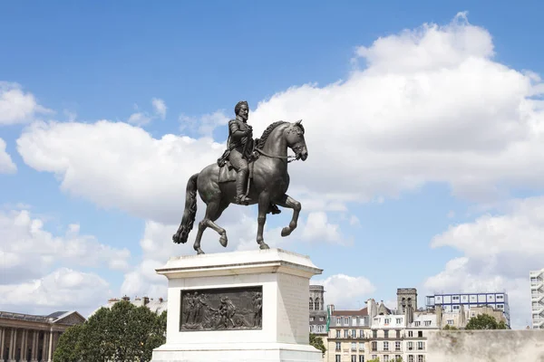 Конная Статуя Генриха Париже Франция — стоковое фото