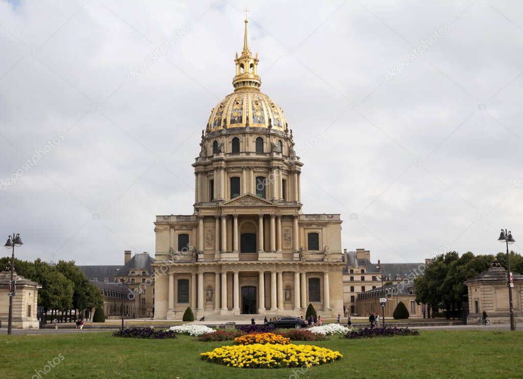 Les Invalides chapel in Paris. Famous landmark, known also for Napoleon's tomb.