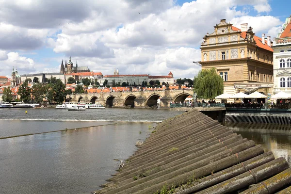 Praga Capital Maior Cidade República Tcheca Décima Quarta Maior Cidade — Fotografia de Stock