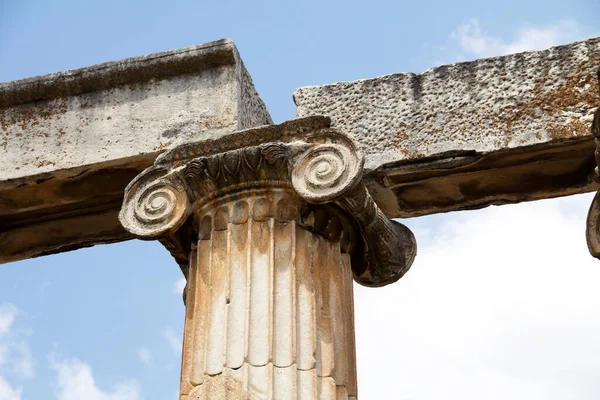 Ruínas Antigas Romanas Afrodísias Turquia Conexão Uma Coluna — Fotografia de Stock