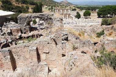 Türkiye 'nin Efes kentindeki Celsus Kütüphanesi