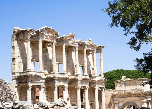 Türkiye Nin Efes Kentindeki Celsus Kütüphanesi — Stok fotoğraf
