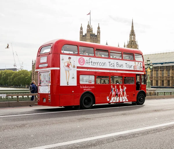 Londres Reino Unido Parlamento Westminster Bridge Autobús Rojo Dos Pisos — Foto de Stock