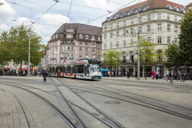 Augsburg, Almanya - 18 Mayıs 2019: Augsburg şehir merkezi. Augsburg, Bavyera 'nın üçüncü büyük şehridir.
