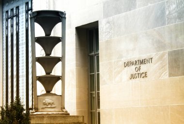 WASHINGTON, DC: Adalet Bakanlığı (DOJ) Washington, DC 'de Adalet Bakanlığı Başsavcısı tarafından yönetiliyor..