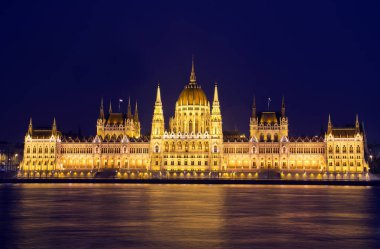 Parlamento, Budapeşte, Macaristan geceleri