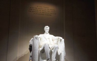 Washington DC, Lincoln Anıtı 'nda Abraham Lincoln heykeli
