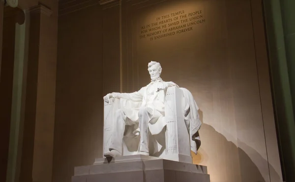 Washington Lincoln Anıtı Nda Abraham Lincoln Heykeli — Stok fotoğraf