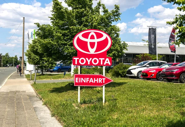 Furth Duitsland Toyota Dealer Toyota Werelds Marktleider Verkoop Van Hybride — Stockfoto