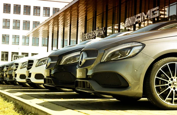 Nurnberg Alemania Distribuidor Oficial Mercedes Benz Mercedes Benz Fabricante Automóviles — Foto de Stock