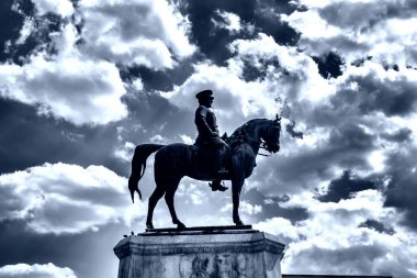 Çağdaş Türkiye 'nin kurucusu Atatürk Heykeli, başkent Ankara, Ulus Meydanı