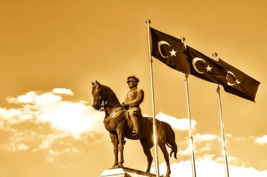 Çağdaş Türkiye 'nin kurucusu Atatürk Heykeli, başkent Ankara, Ulus Meydanı