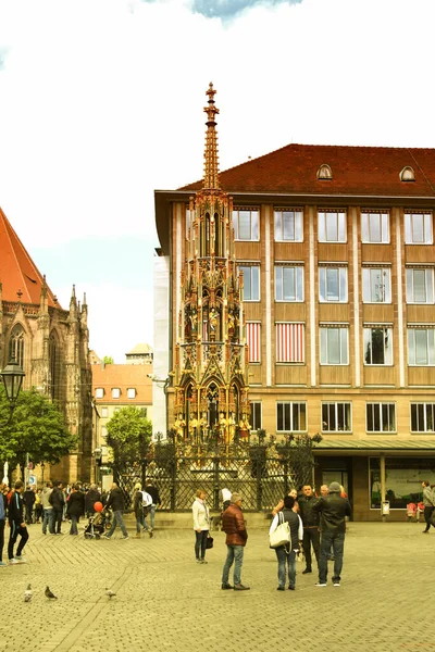 Nurnberg Niemcy Schner Brunnen Beautiful Fontanna Xiv Wieczna Zbudowana Latach — Zdjęcie stockowe