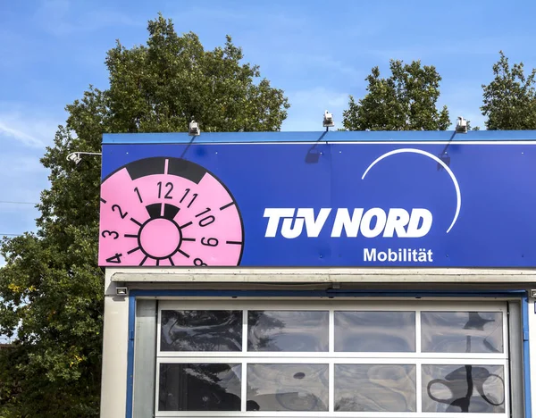 ドイツ ニュルンベルク Nordの車両検査地点 テレビは世界をリードするテストサービスプロバイダーの1つです — ストック写真