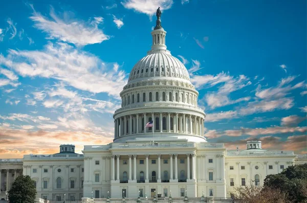 Capitol Building Kohteessa Washington Yhdysvallat — kuvapankkivalokuva