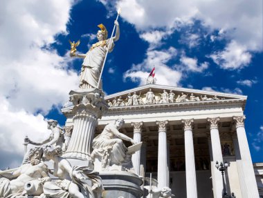 Viyana 'nın dönüm noktası Pallas Athene ile Avusturya Parlamentosu