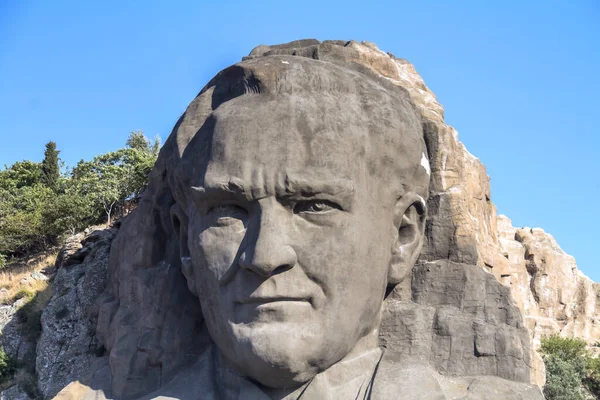 Çağdaş Türkiye Nin Kurucusu Atatürk Heykeli Buca — Stok fotoğraf