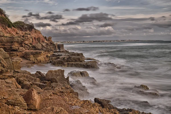 Cliff ipeksi