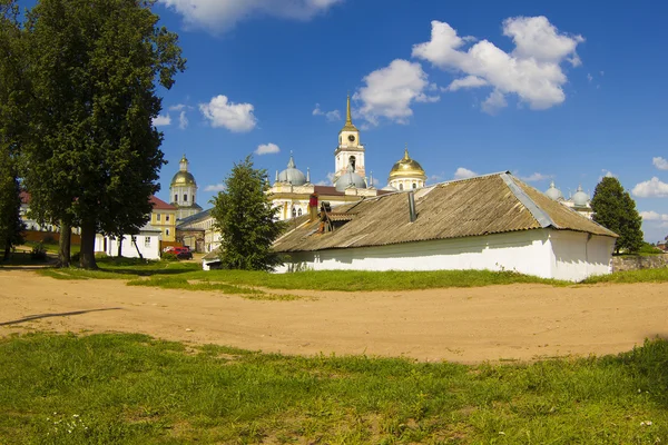 ニロ Stolobensky 修道院、セリゲル湖 — ストック写真