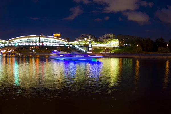 The bridge over the river in Moscow — Stock Photo, Image